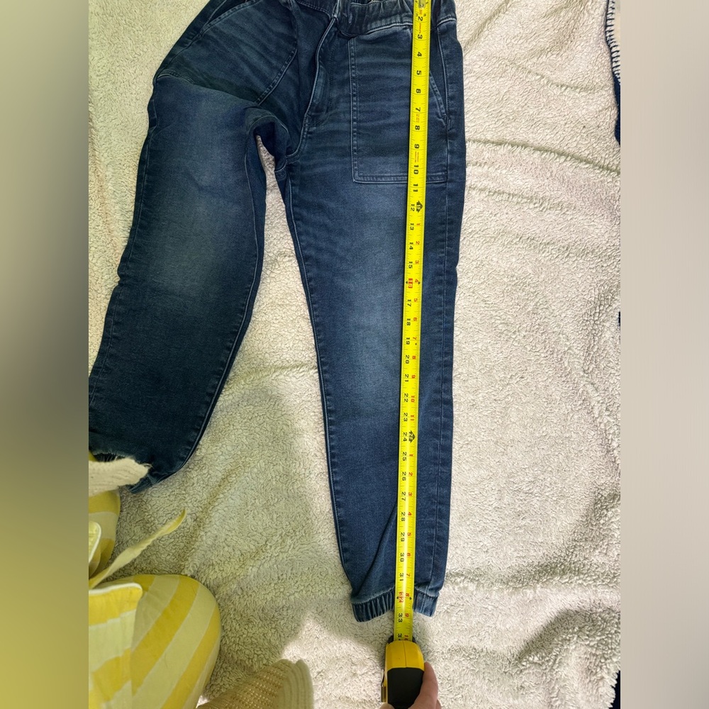 American Eagle, joggers, size 8 extra short . - Picture 7 of 8